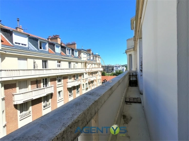 Appartement à louer 2 pièces de 44 m² à Saint-Maur-des-Fossés