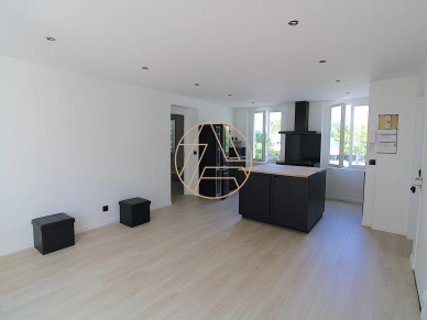 Appartement à vendre 2 pièces de 44,21 m² à Saint-Maur-des-Fossés