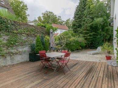 Maison à vendre 6 pièces de 141,88 m² à Saint-Maur-des-Fossés