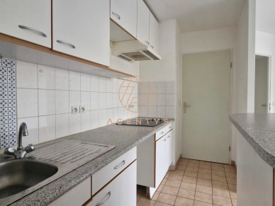 Appartement à vendre 2 pièces de 42,35 m² à Noisy-le-Grand