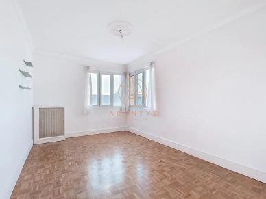 Appartement à vendre 3 pièces de 74 m² à Saint-Maur-des-Fossés