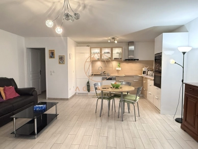 Appartement à vendre 3 pièces de 71,02 m² à Le Plessis-Trévise