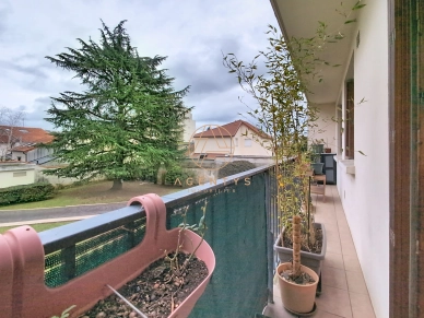 Appartement à vendre 2 pièces de 51,06 m² à Saint-Maur-des-Fossés