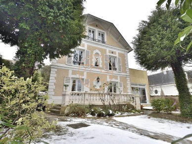 Maison à vendre 8 pièces de 200 m² à Saint-Maur-des-Fossés