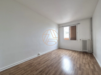 Appartement à vendre 3 pièces de 62 m² à Saint-Maur-des-Fossés