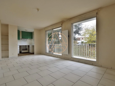 Appartement à vendre 2 pièces de 47 m² à Saint-Maur-des-Fossés