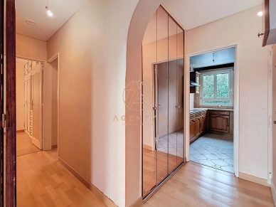 Appartement à vendre 4 pièces de 64,43 m² à Saint-Maur-des-Fossés