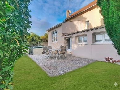 Maison à vendre 5 pièces de 105,25 m² à Créteil