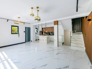 Maison à vendre 6 pièces de 120 m²