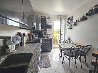 Appartement à vendre 4 pièces de 75,01 m² à Le Plessis-Trévise