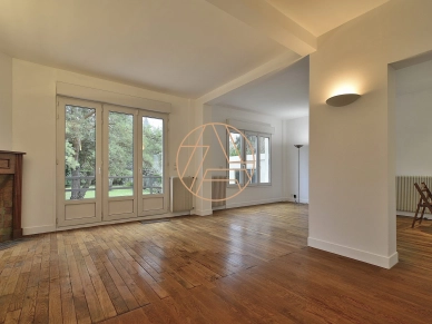 Maison à vendre 5 pièces de 92,67 m² à Saint-Maur-des-Fossés