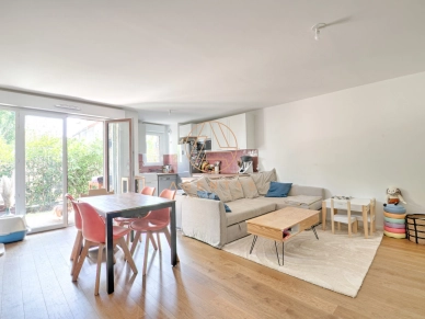 Appartement à vendre 3 pièces de 65 m² à Saint-Maur-des-Fossés