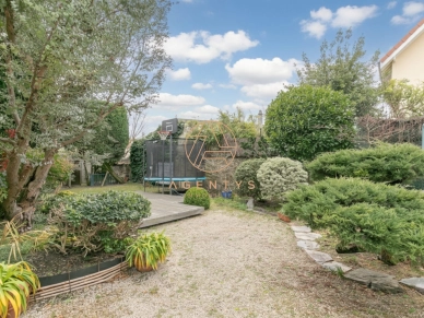 Maison à vendre 5 pièces de 98 m² à Saint-Maur-des-Fossés