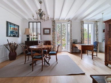 Maison à vendre 7 pièces de 153 m² à Saint-Maur-des-Fossés