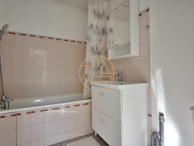 Appartement à vendre 1 pièces de 30,41 m² à Saint-Maur-des-Fossés