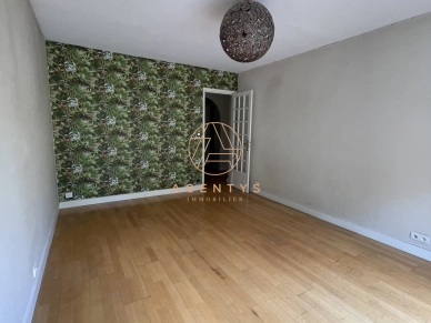 Appartement à vendre 3 pièces de 68 m² à Saint-Maur-des-Fossés