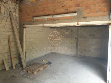 Local commercial à vendre de 213 m²