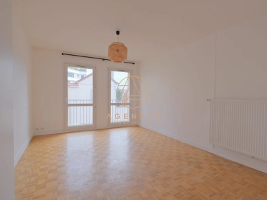 Appartement à vendre 3 pièces de 57,5 m² à Saint-Maur-des-Fossés
