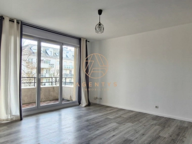 Appartement à vendre 2 pièces de 42,35 m² à Noisy-le-Grand