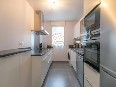 Appartement à vendre 5 pièces de 91,43 m² à Saint-Maur-des-Fossés