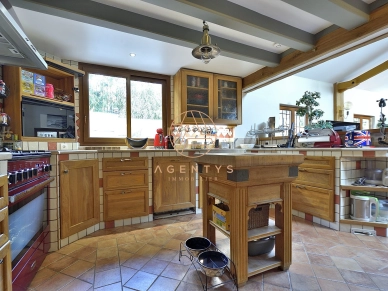 Maison à vendre 6 pièces de 175 m² à Champigny-sur-Marne