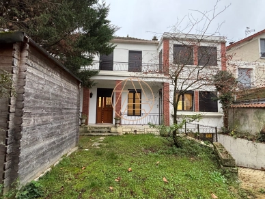 Maison à vendre 5 pièces de 105 m² à Saint-Maur-des-Fossés