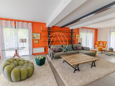 Maison à vendre 9 pièces de 331 m² à Nogent-sur-Marne