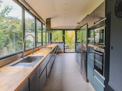 Maison à vendre 9 pièces de 331 m² à Nogent-sur-Marne