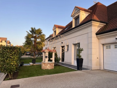 Maison à vendre 7 pièces de 146,66 m² à Ormesson-sur-Marne