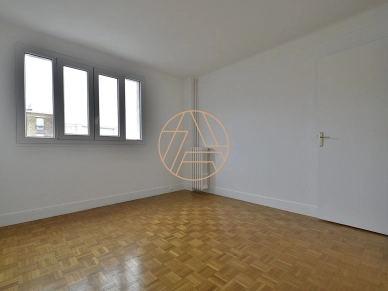 Appartement à vendre 3 pièces de 60 m² à Saint-Maur-des-Fossés