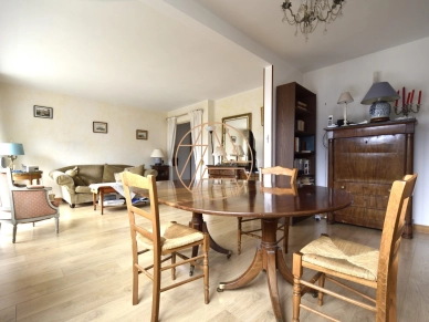 Appartement à vendre 4 pièces de 83,22 m² à Saint-Maur-des-Fossés