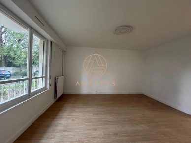 Appartement à vendre 2 pièces de 53 m² à Nogent-sur-Marne