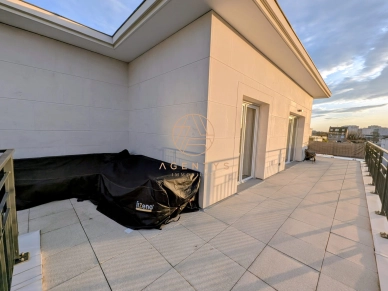 Appartement à vendre 4 pièces de 75,86 m² à Saint-Maur-des-Fossés