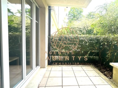 Appartement à louer 1 pièces de 32 m² à Le Plessis-Trévise