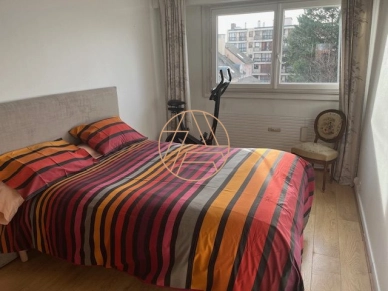 Appartement à vendre 4 pièces de 83,22 m² à Saint-Maur-des-Fossés