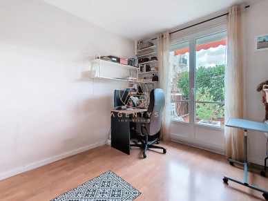 Appartement à vendre 5 pièces de 87 m² à Saint-Maur-des-Fossés