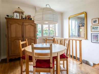 Maison à vendre 8 pièces de 140 m²