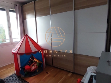 Appartement à vendre 5 pièces de 76 m² à Champigny-sur-Marne