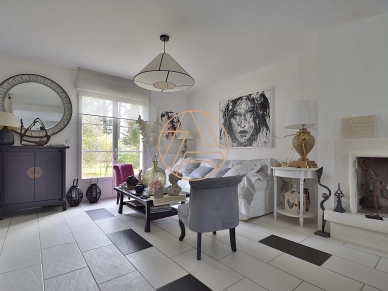 Maison à vendre 7 pièces de 147 m² à Sucy-en-Brie