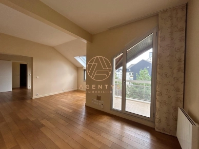Appartement à vendre 7 pièces de 130 m² à Nogent-sur-Marne