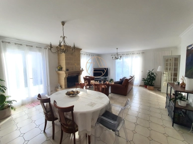 Maison à vendre 6 pièces de 145 m² à Champigny-sur-Marne