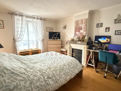 Maison à vendre 8 pièces de 157 m² à Boissy-Saint-Léger