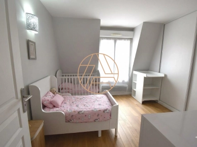 Appartement à vendre 3 pièces de 74 m² à Saint-Maur-des-Fossés