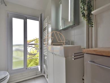 Appartement à vendre 2 pièces de 28 m² à Saint-Maur-des-Fossés