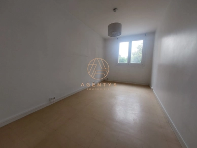 Appartement à vendre 3 pièces de 55,3 m² à Saint-Maur-des-Fossés