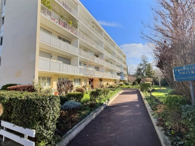 Appartement à vendre 1 pièces de 27,07 m² à Saint-Maur-des-Fossés