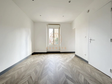 Appartement à vendre 2 pièces de 29 m² à Saint-Maur-des-Fossés