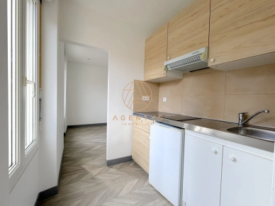 Appartement à vendre 2 pièces de 29 m² à Saint-Maur-des-Fossés