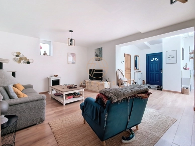 Maison à vendre 8 pièces de 150,02 m² à Saint-Maur-des-Fossés