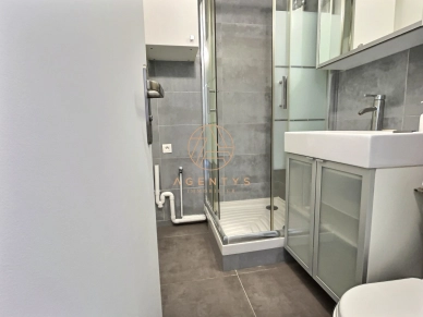 Appartement à vendre 1 pièces de 27,07 m² à Saint-Maur-des-Fossés